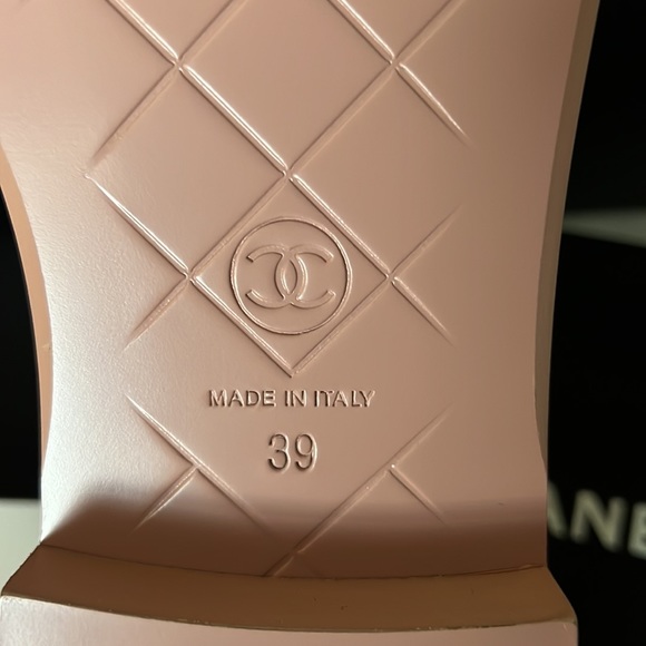 Chanel tab loafers pink size 39 - Picture 3 of 5